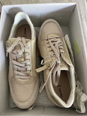 Geox anatomical sneakers, gold color, size 41