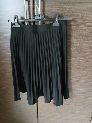 Skirt new black, very elegant, size S