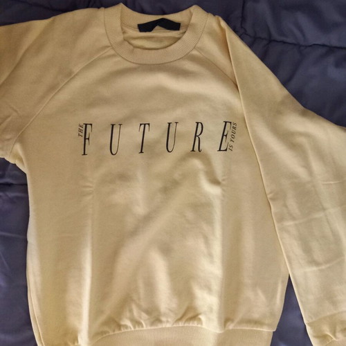 Sweatshirt like new, comfortable casual, sizes S and M