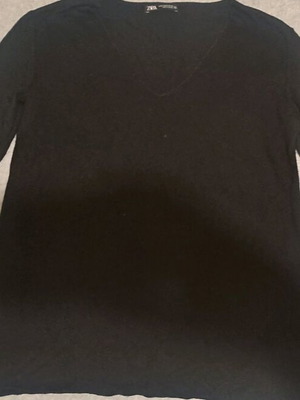 Zara black long-sleeve blouse like new with white pearls on sleeves