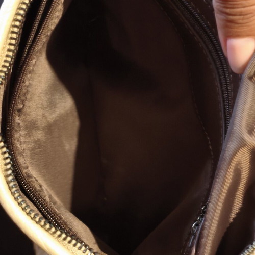 Large shoulder bag like new, beige with woven texture