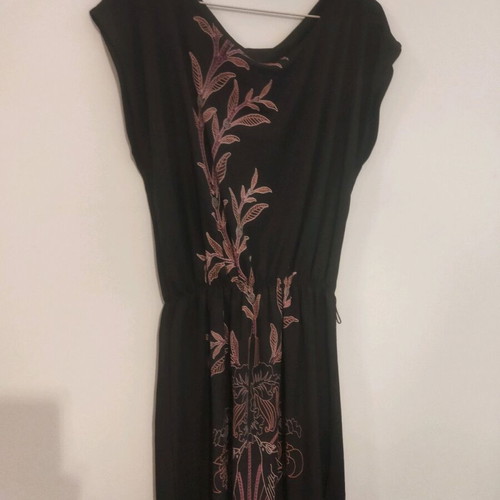 Pepe Jeans dress like new, black with belt and design