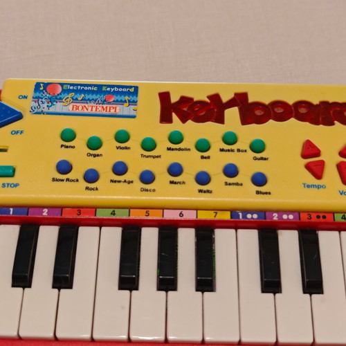 Bontempi children's keyboard used with minor wear