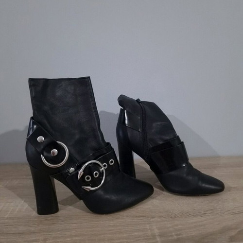 River Island black leather boots like new, size 38