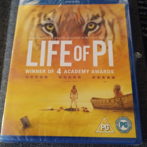 Life of Pi Blu-Ray new with English subtitles