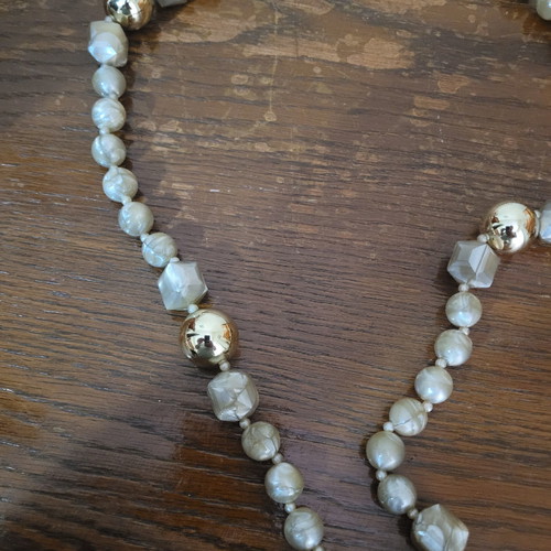 Necklace with dark pearls Fo new