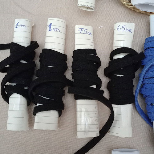 Ribbons, braids and cords like new, total 32.20 meters