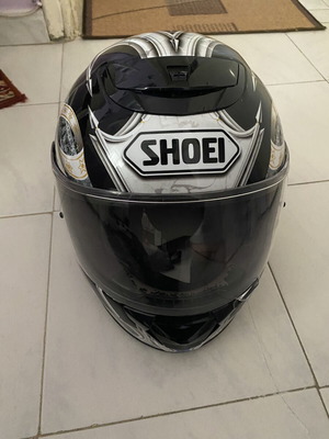 Shoei Qwest helmet used with minor scratches