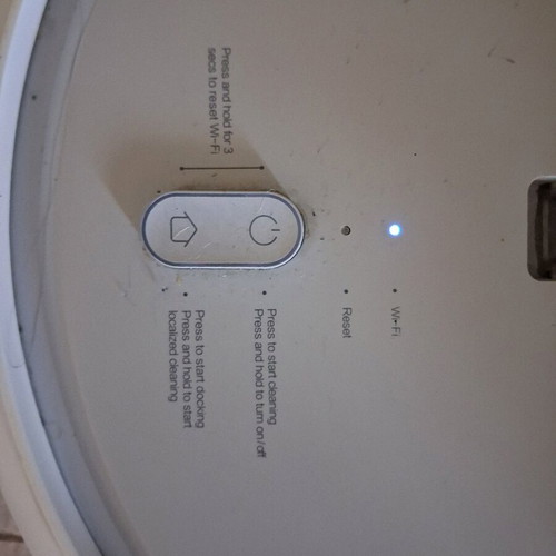 Robot vacuum used in excellent condition