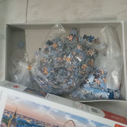 Puzzle 1000 pieces London like new