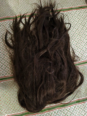 Wig synthetic, like new, brown