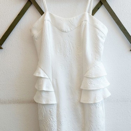 White embossed dress Small used, Toi&Moi, short with adjustable straps