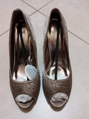 Dexim pumps new, size 38, bronze brown