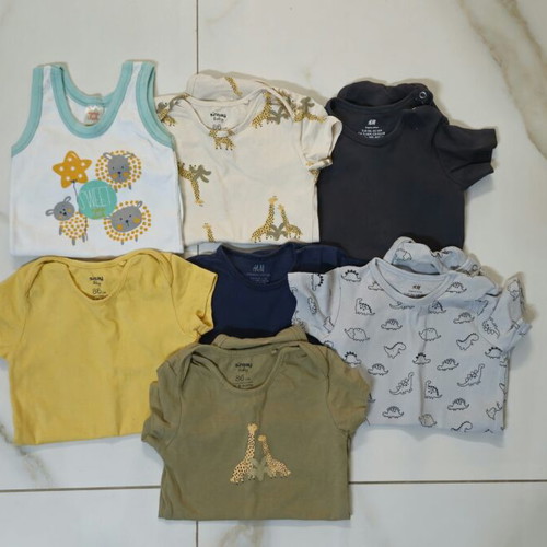 Baby bodysuits used, pack of 7, H&M, Nima Club, Sinsay