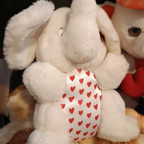 Lot of 4 small vintage plush animals used