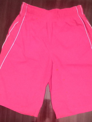 Kids Bermuda shorts like new, red, size L