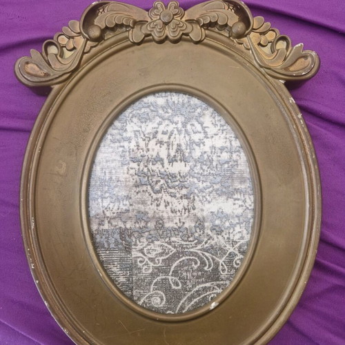 Plastic frames used, pack of 2 with color wear
