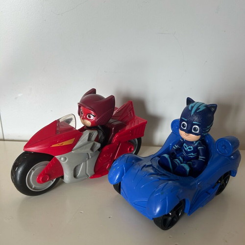 PJ Masks Owlette & Cat Boy figures in vehicles like new