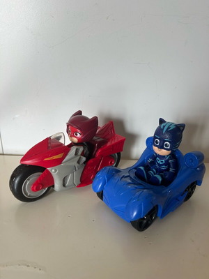 PJ Masks Owlette & Cat Boy figures in vehicles like new