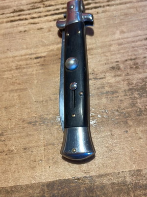 Vintage 1970 folding stiletto knife like new with buffalo horn handle