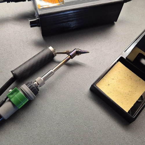 T12A Electronic Soldering and Desoldering Station like new