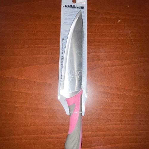 Bossen Chef Knife large kitchen knife with pink and grey ergonomic handle