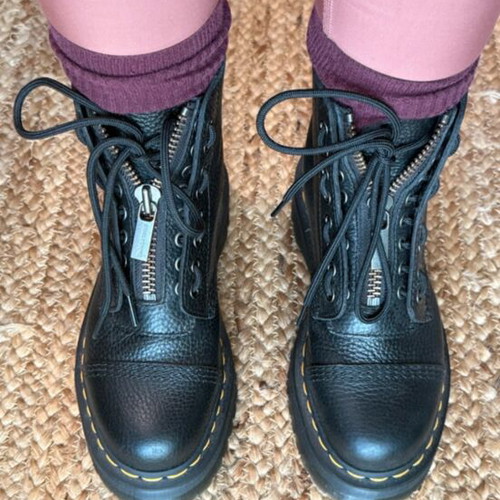 Dr. Martens platform boots size 38 like new, black