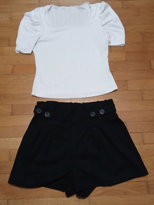 Zara set with black shorts and white puff sleeves blouse, like new, size large