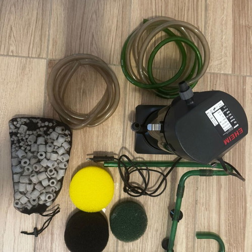 Aquarium like new with Eheim Classic 150 external filter and accessories
