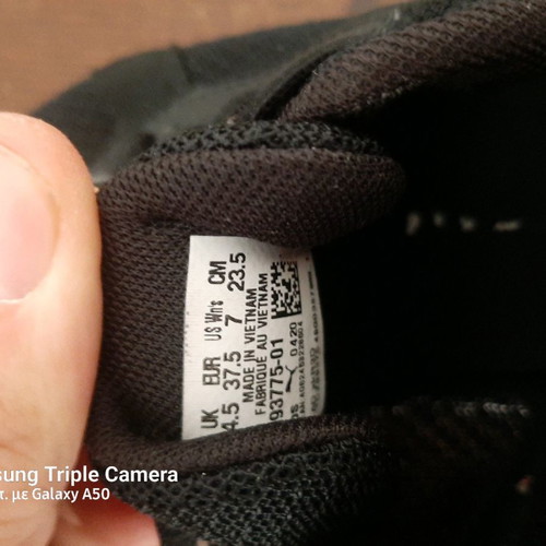 Puma αθλητικά παπούτσια μεταχειρισμένα, μέγεθος 37,5, μαύρα, πανάλαφρα