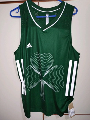 Pao.B.C basketball jersey new, size Medium