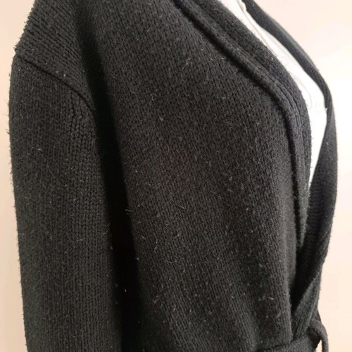 Black women's Mango cardigan used, long, buttonless