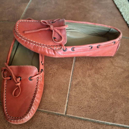 Women’s red leather ballet shoes like new, Voyages