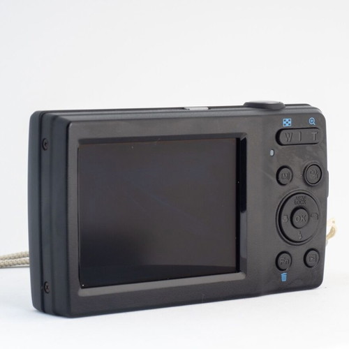 Medion MD 87257 digital camera used with USB charging cable