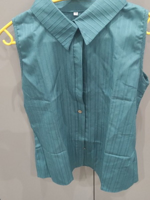Women's shirt new size M / 38 / 10