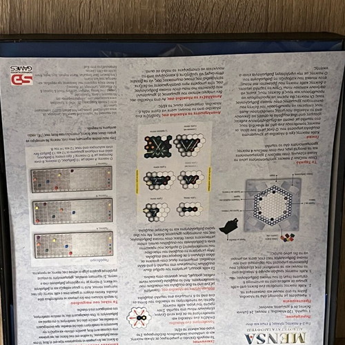 Mensa board game like new with all pieces and instructions