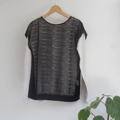 Black sleeveless blouse Sahara size 38 like new