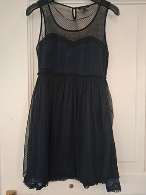 Φόρεμα Zara medium καινούριο τούλινο μαύρο μπλε με δαντέλα στο τελείωμα