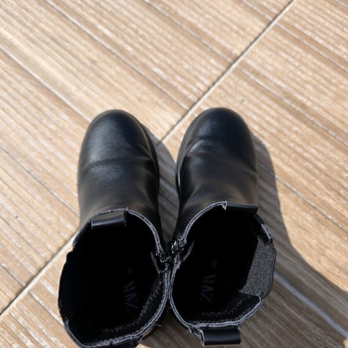 Black Zara boots like new, casual, size 35