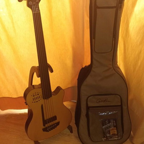 Godin A5 Bass Ultra Fretless Natural like new
