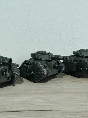 Games Workshop Warhammer 40K Astra Militarum 3 Leman Russ Battle Tanks