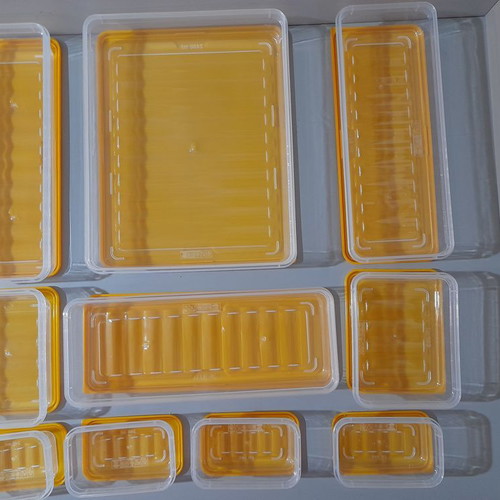 Food Storage Containers set of 16, new, BPA free, microwave safe