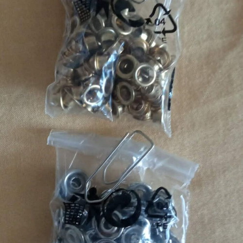 Set of riveters with rings and eyelets like new