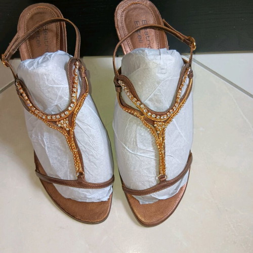 Beatrice Estel leather bronze sandals with rhinestones like new, size 40