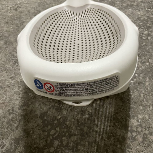 Ok Baby Jelly Bathing Base used with metal frame and fabric towel