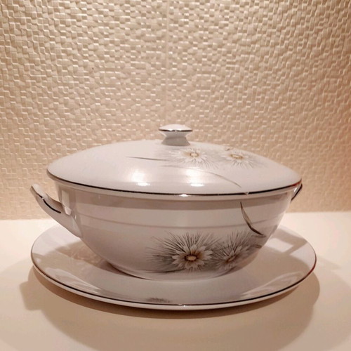 Keramikos vintage serving set with daisy design new