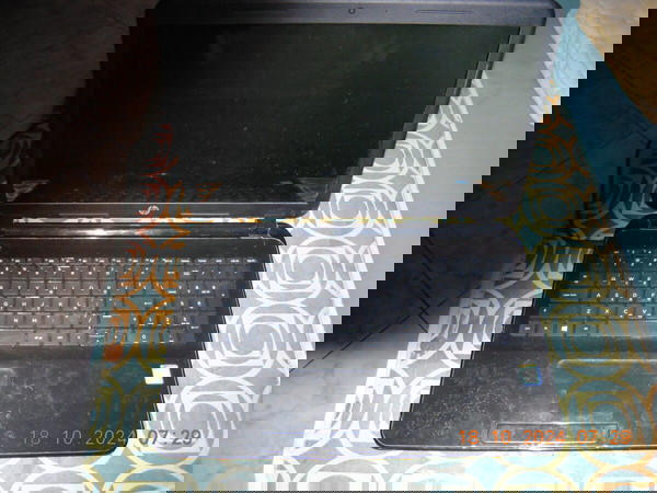 Λαπτοπ HP 15-d015sv Windows10