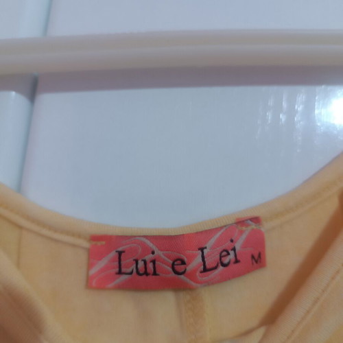 Lui e Lei T-shirt Medium yellow with print and bow