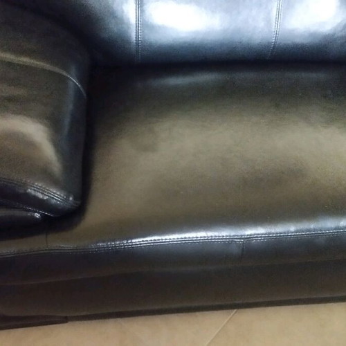 Sofa in leatherette like new, dimensions 2x0.90