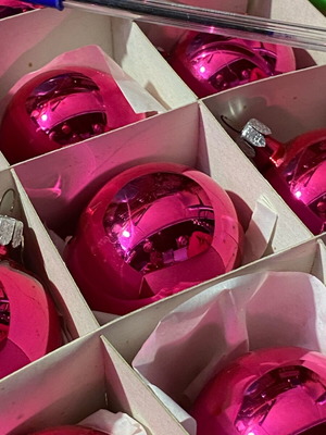 Vintage glass Christmas balls pack of 12 fuchsia, new